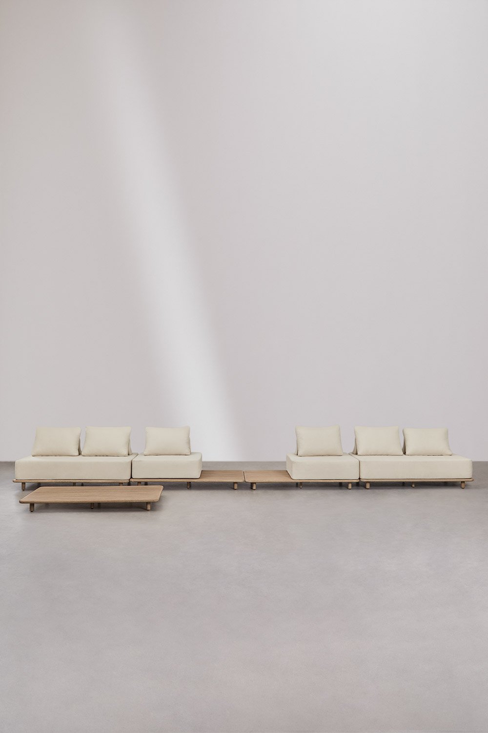 Conjunto de sala com sofá modular de 4 peças com mesa auxiliar e mesa de centro 160x95 cm em acácia Portet, imagem de galeria 2