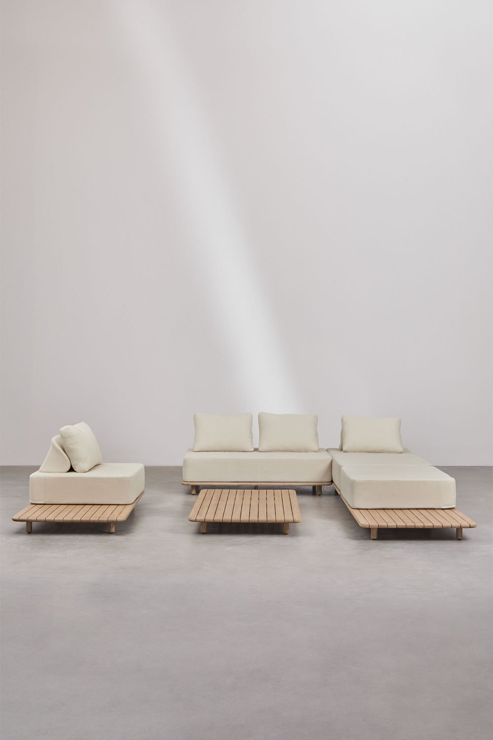 Conjunto de sala com sofá modular chaise longue de 3 peças, mesa auxiliar, poltrona e mesa de centro 160x95 cm em acácia Portet, imagem de galeria 2