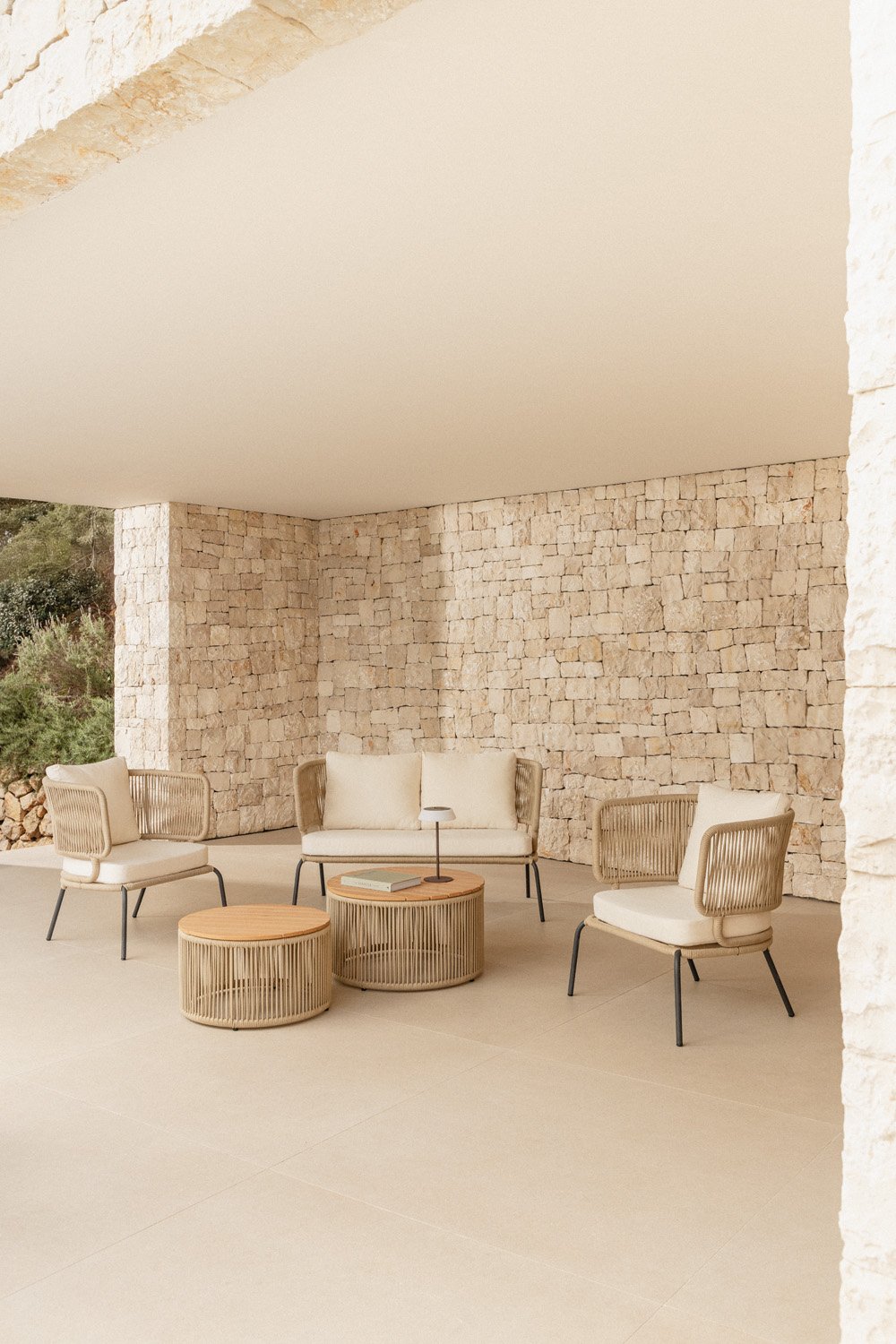 Conjunto de jardim de 5 peças com sofá de 2 lugares, 2 poltronas e 2 mesas de centro Calipso, imagem de galeria 1