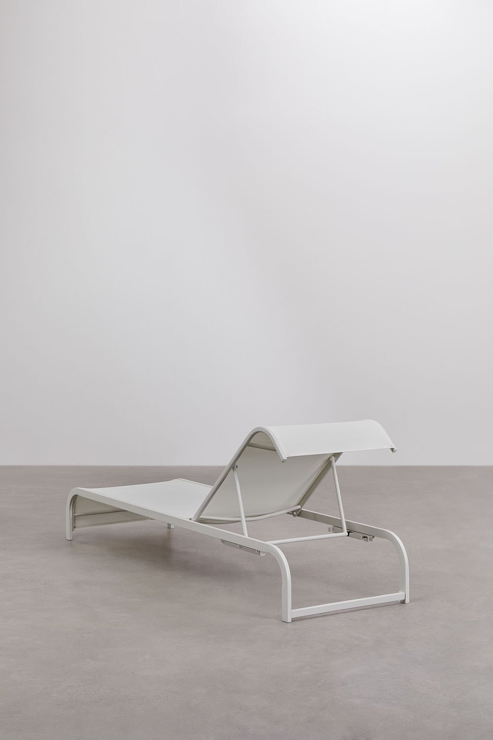 Conjunto de 2 espreguiçadeiras reclináveis e mesa auxiliar em aço Marietta, imagem de galeria 5