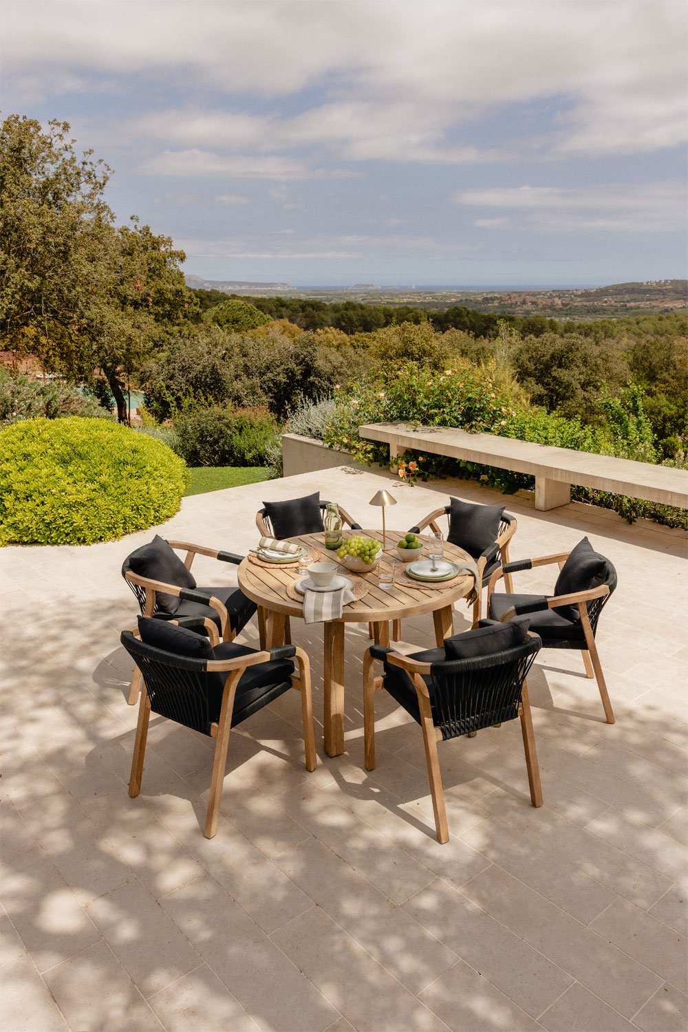 Conjunto de mesa redonda de 120 cm e 6 cadeiras de jardim com braços em madeira de acácia do Dubai, imagem de galeria 1