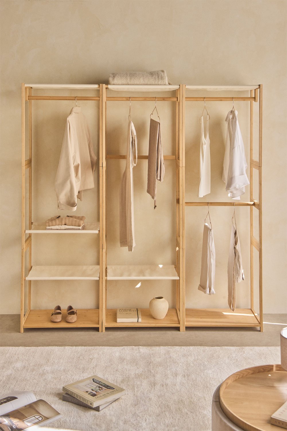 Guarda-roupa modular aberto Deneb de 3 peças com cabideiro de bambu, imagem de galeria 1