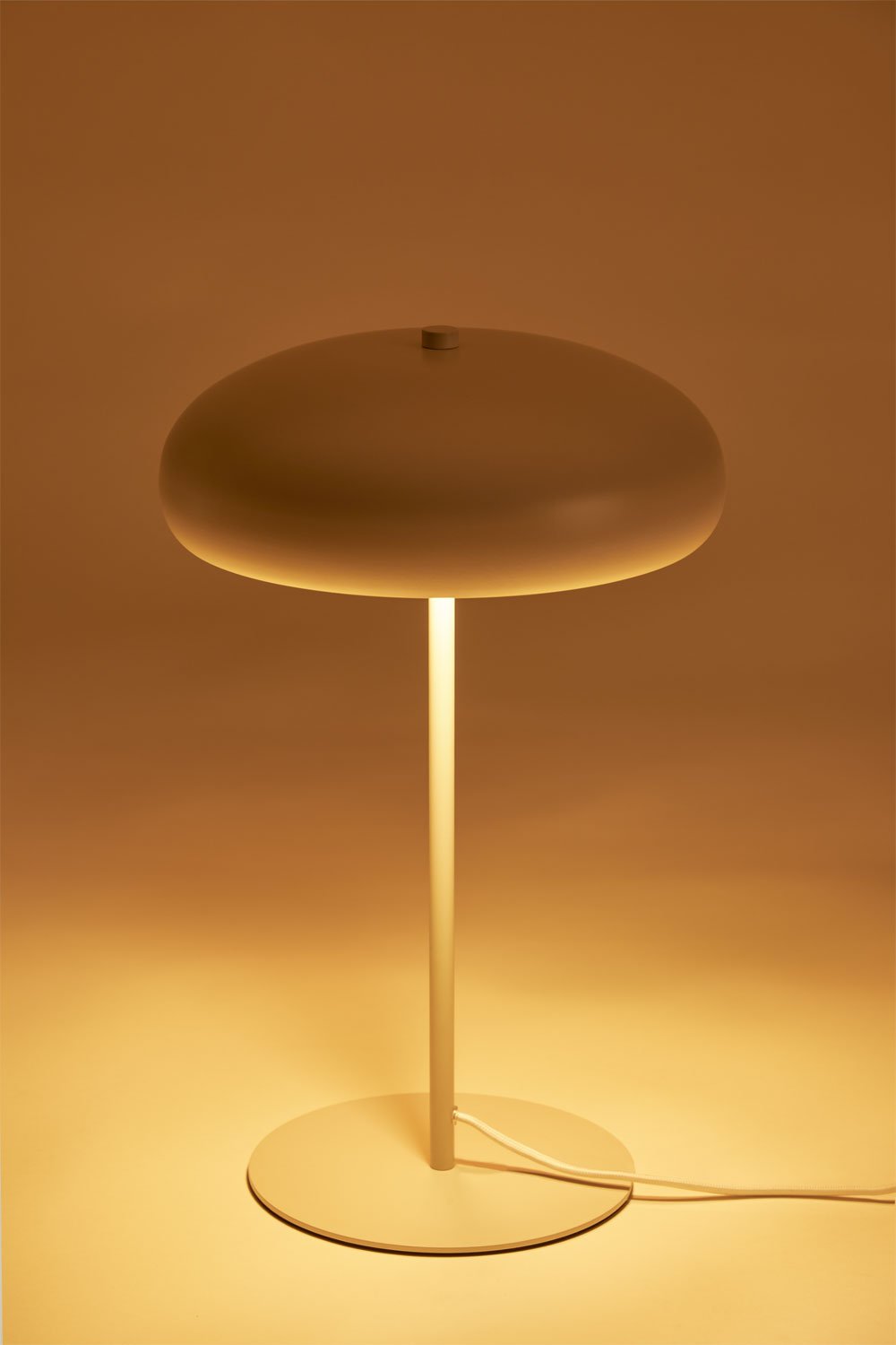 Lâmpada de mesa em metal Hilma, imagem de galeria 3