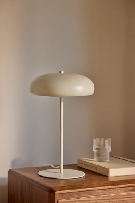 Lâmpada de mesa em metal Hilma