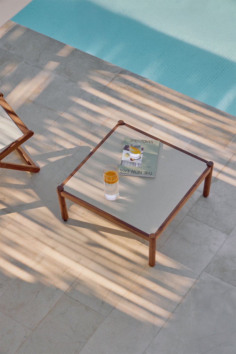 Mesa de centro para jardim em cimento e madeira de acácia Gamila, imagem de galeria 1