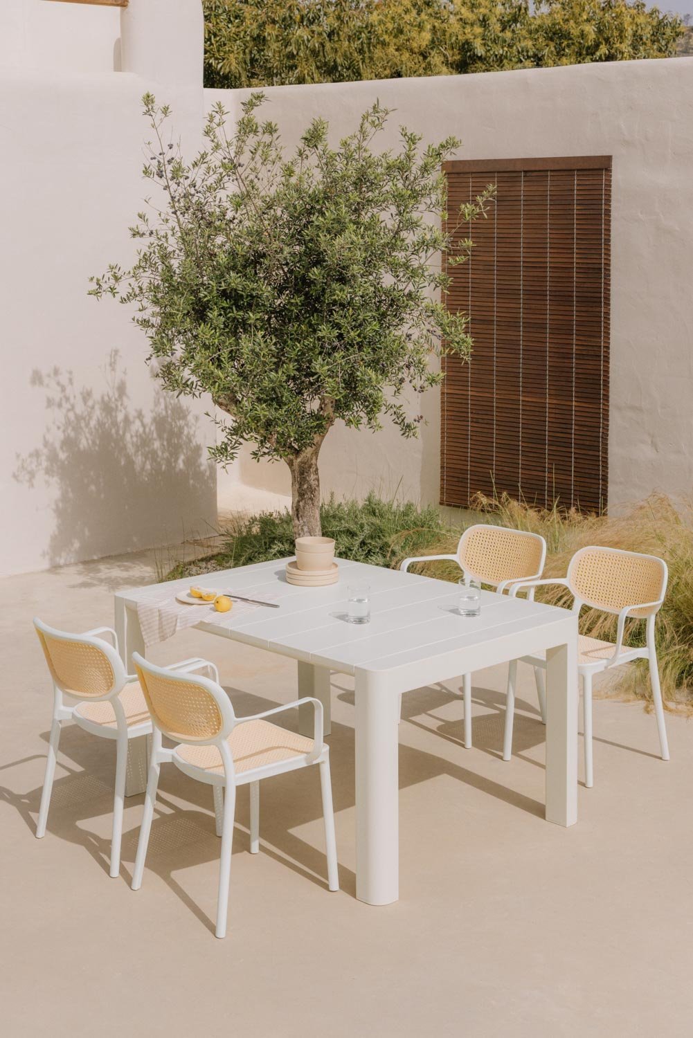 Mesa retangular de jardim Arnadine, imagem de galeria 1