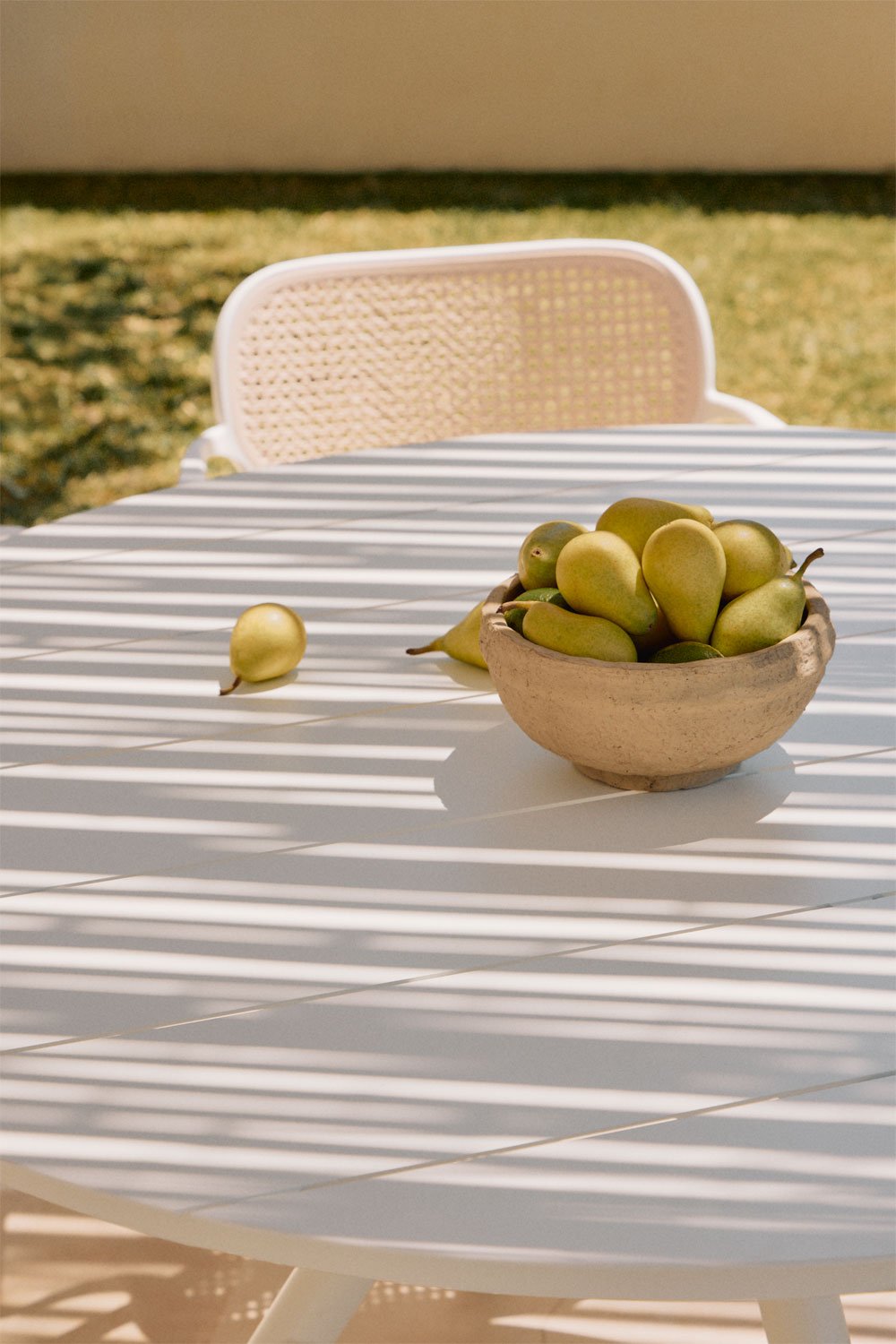 Conjunto de Mesa Redonda de Alumínio (Ø126 cm) Valerie e 6 Cadeiras de Jardim com Braços Omara, imagem de galeria 2