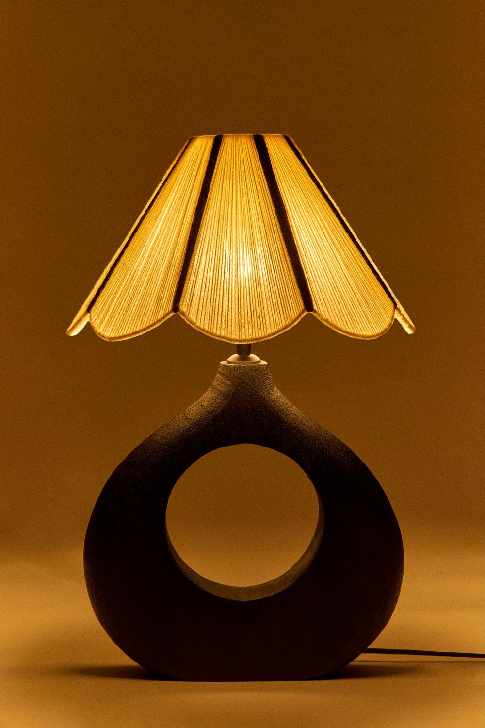 Candeeiro de mesa Joana em madeira de manga, imagem de galeria 2