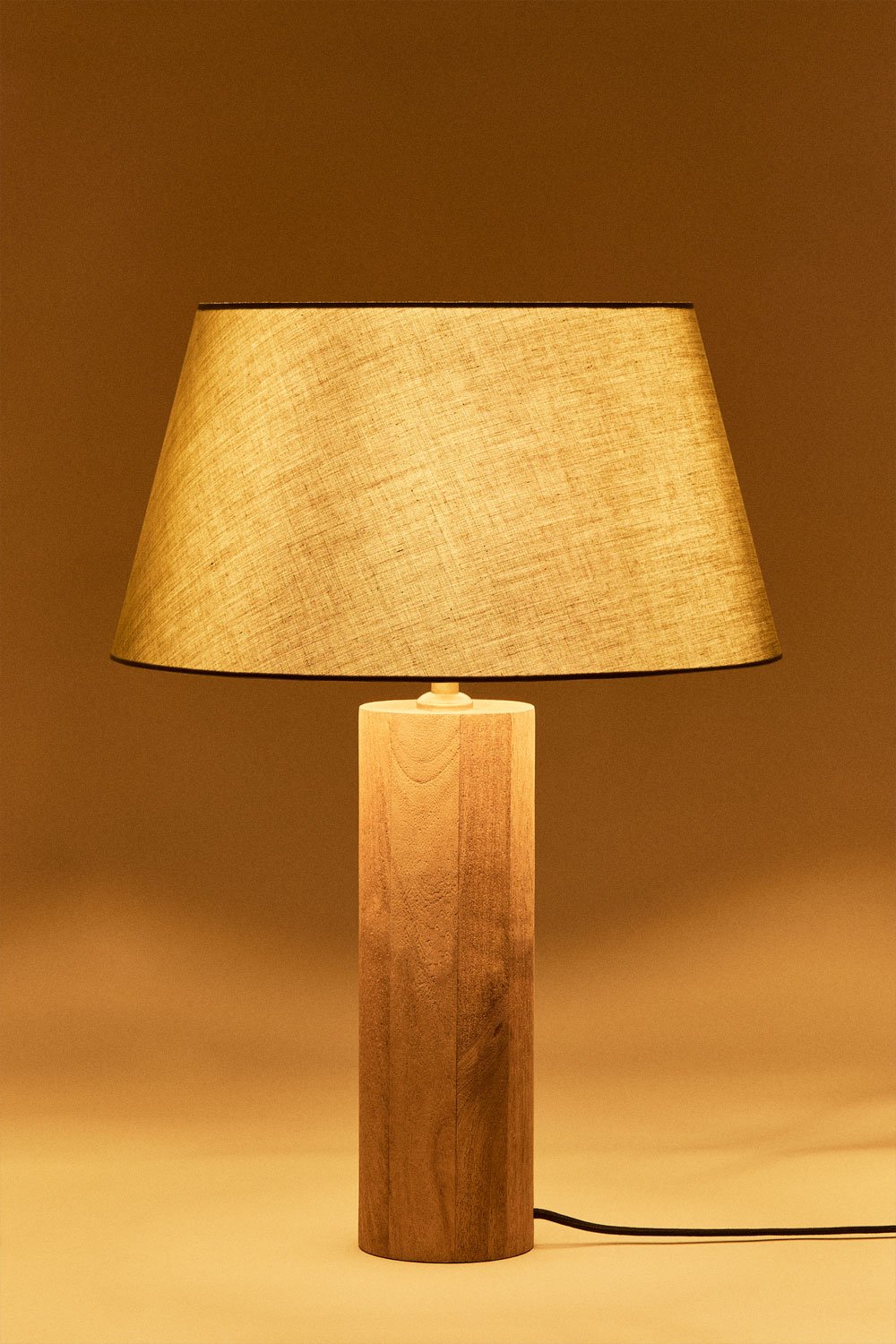 Luminária de mesa em madeira de manga Carolina, imagem de galeria 2