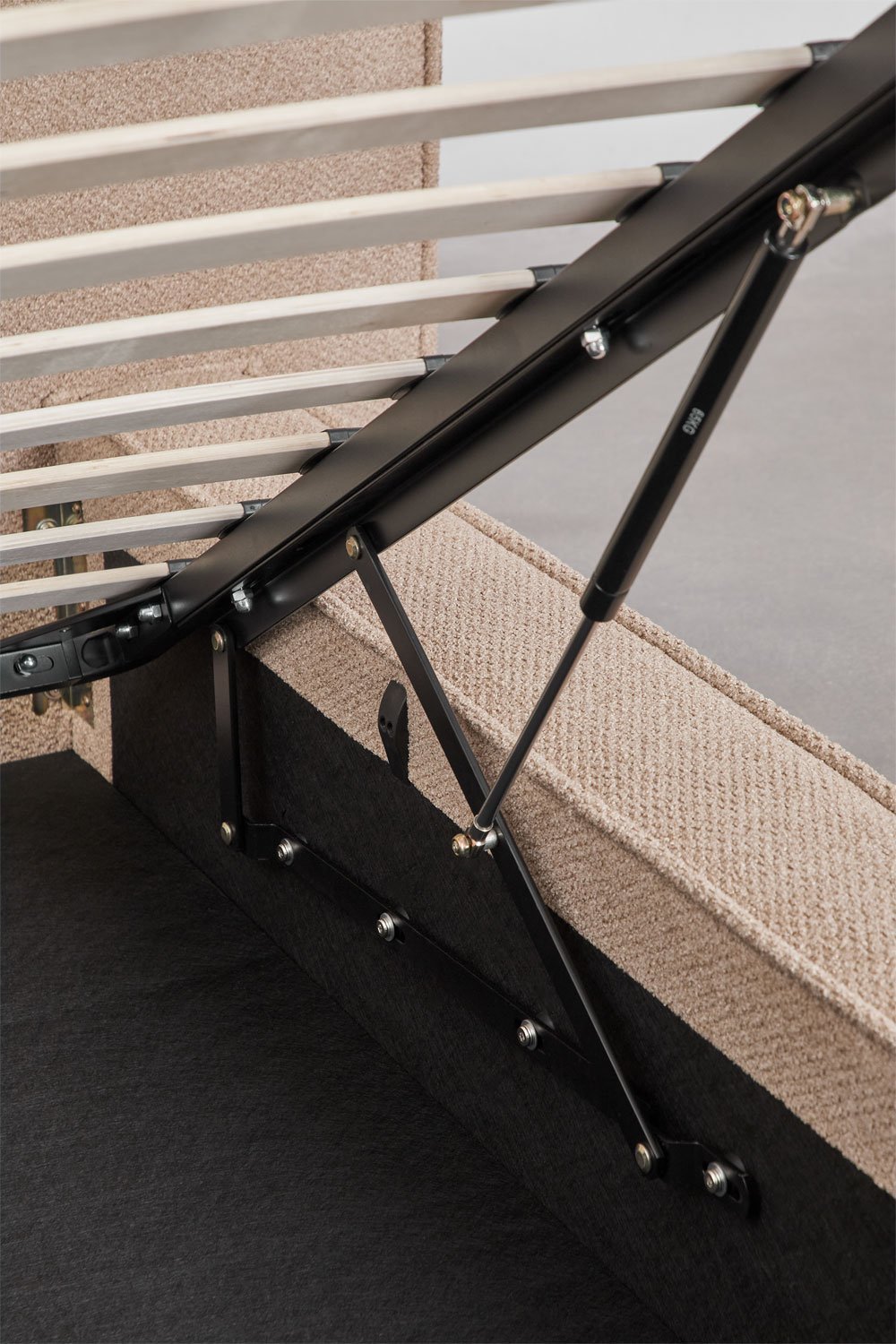 Cama com estrado elevatório estofada Lunari, imagem de galeria 9