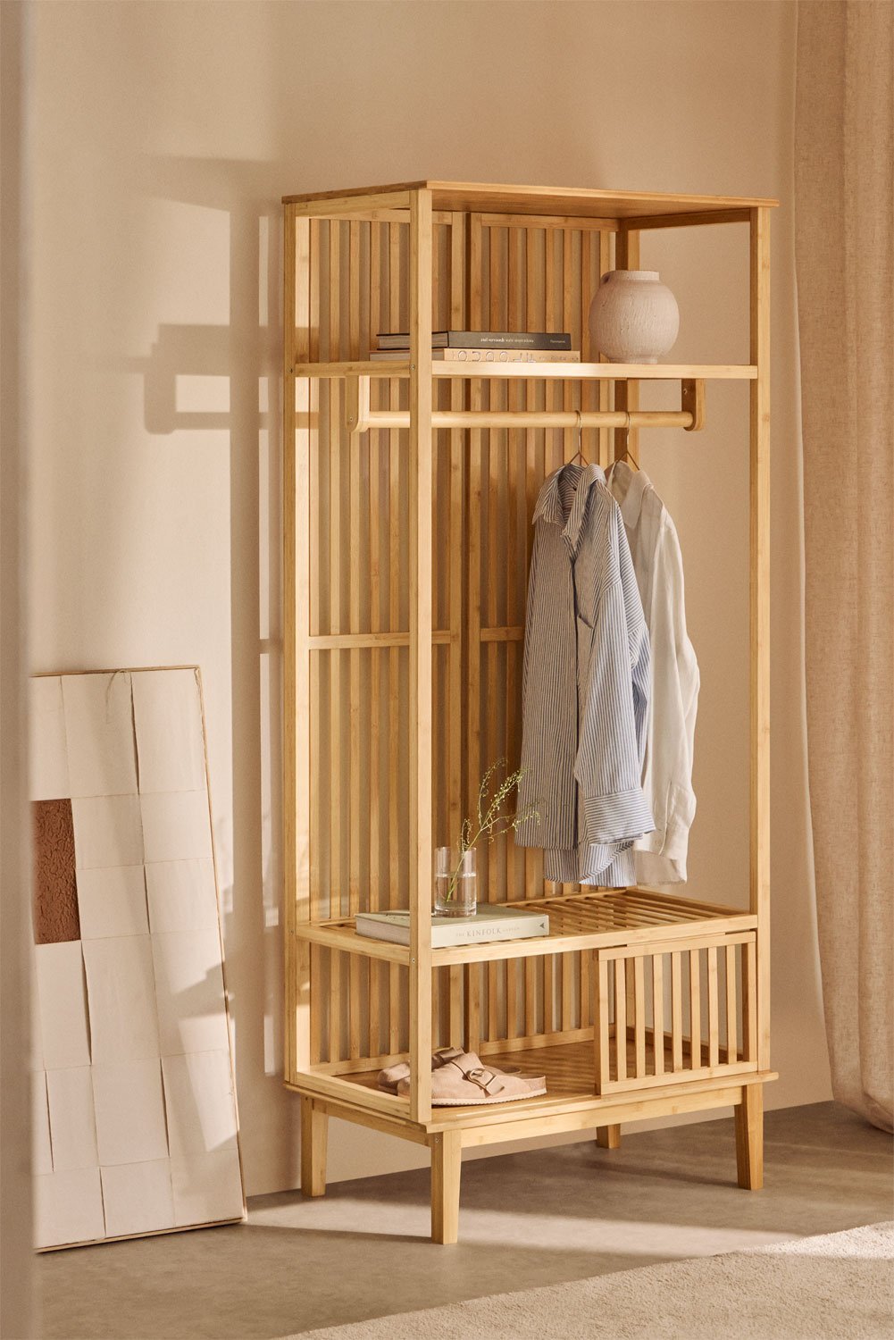 Guarda-roupa aberto Albin com sapateira de bambu, imagem de galeria 1