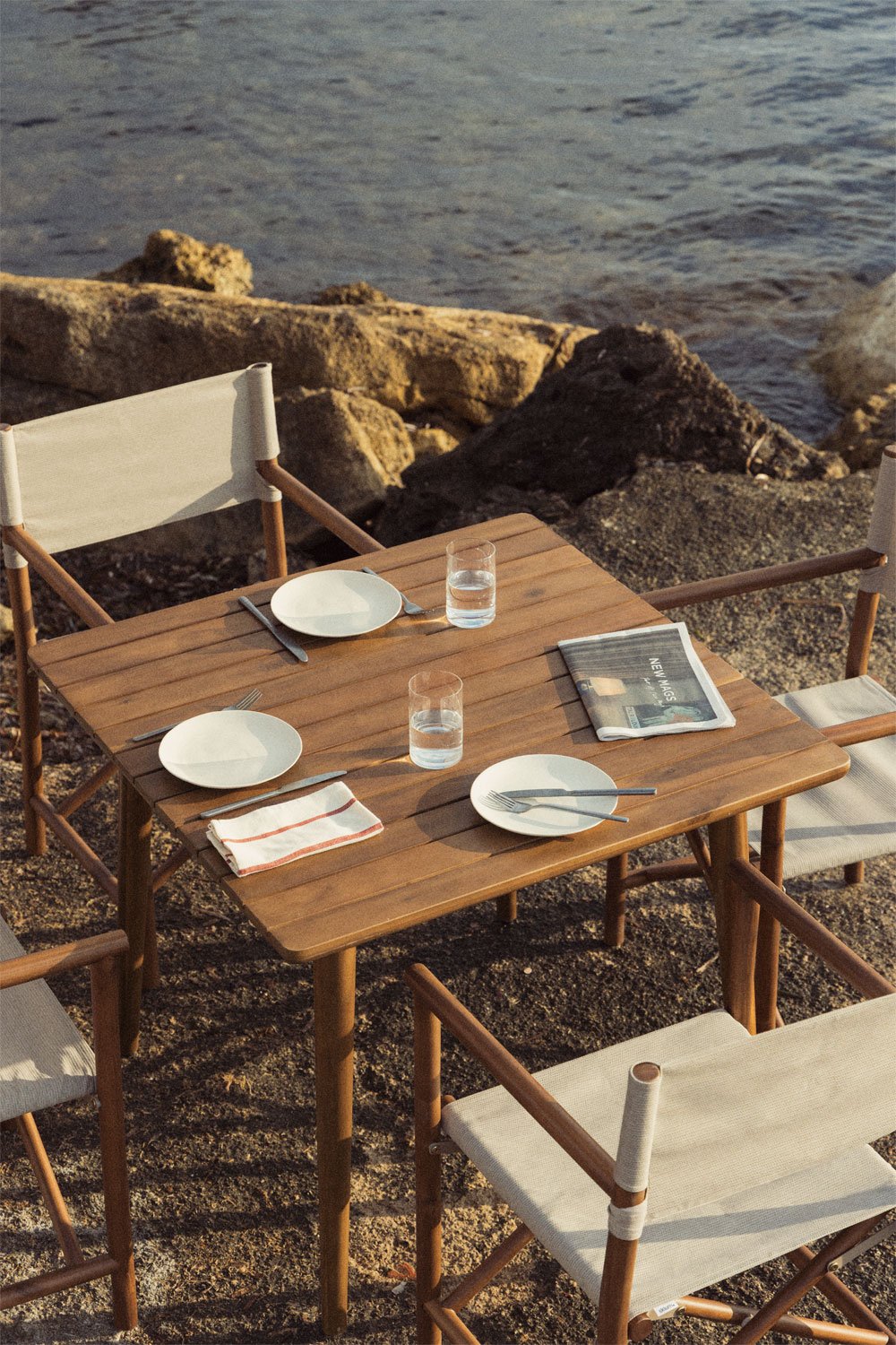Mesa de jardim quadrada 90x90 cm em madeira de acácia Tenay, imagem de galeria 2