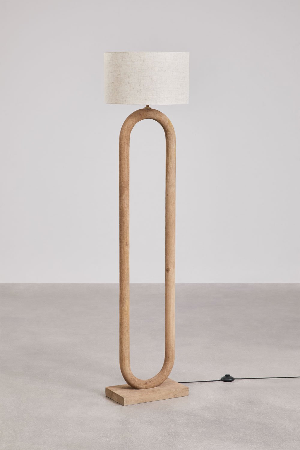 Candeeiro de pé em madeira de manga Tiberia, imagem de galeria 3