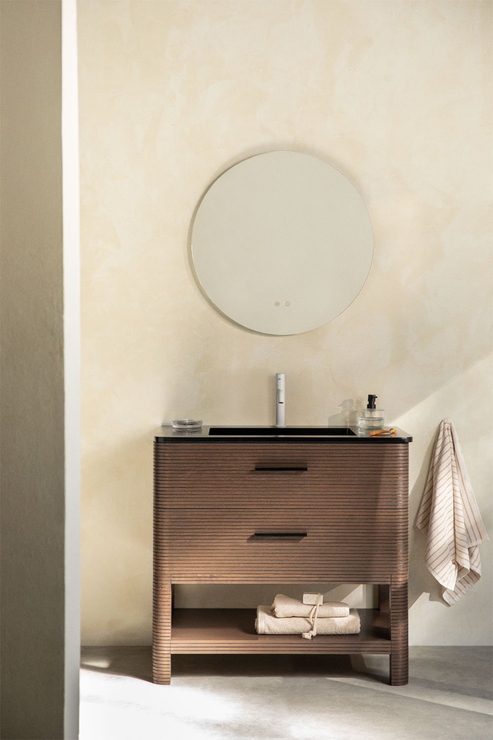 Conjunto de móvel de casa de banho em madeira com lavatório integrado Misene, imagem de galeria 1