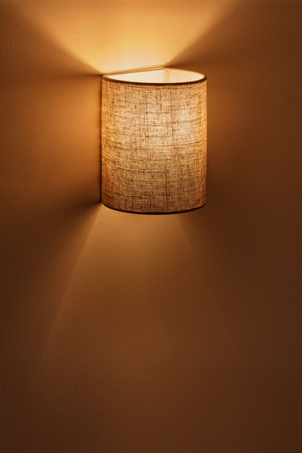 Luminária de parede em linho Kiraz, imagem de galeria 4