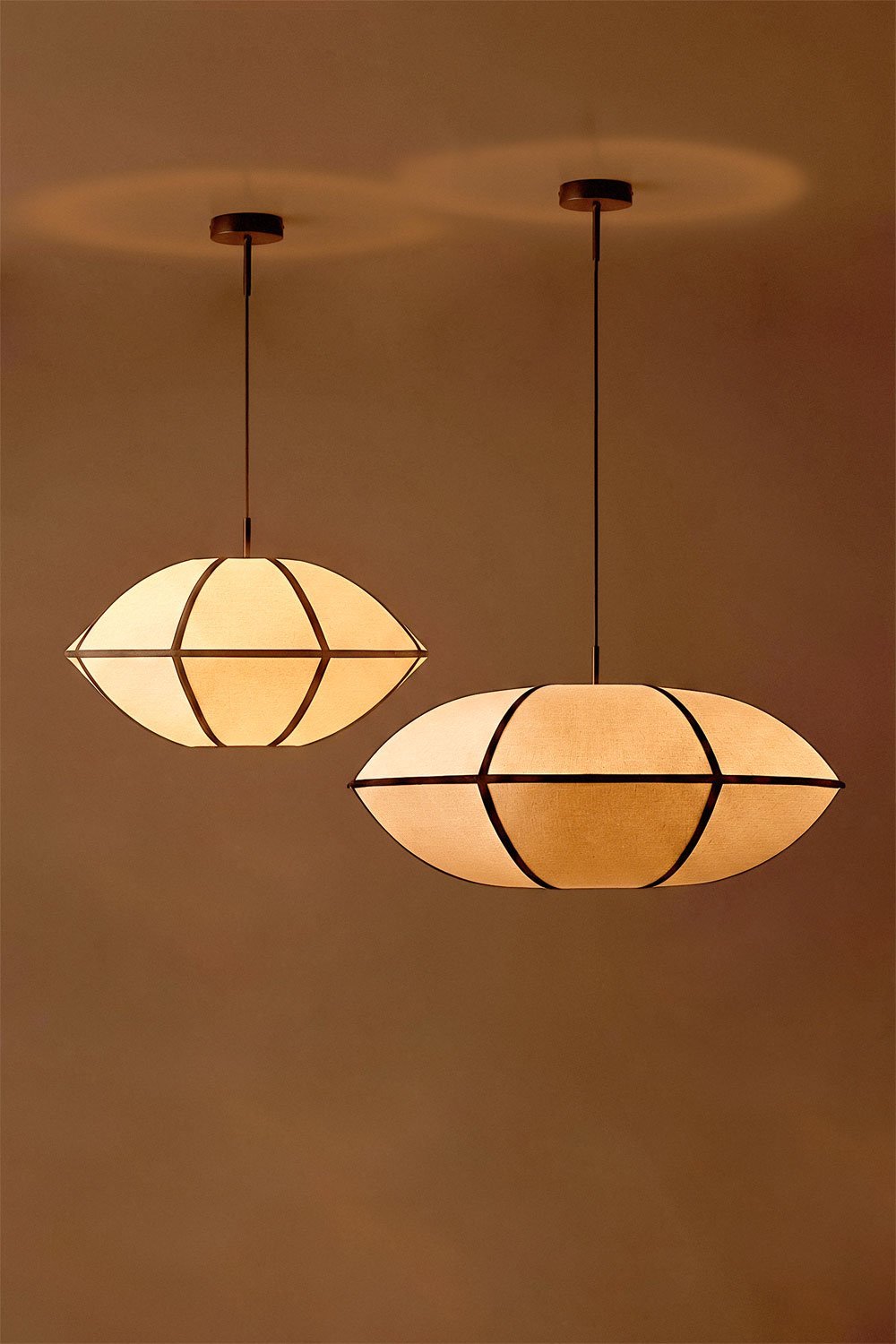 Conjunto de 2 luminárias de teto em linho Patraix, imagem de galeria 3