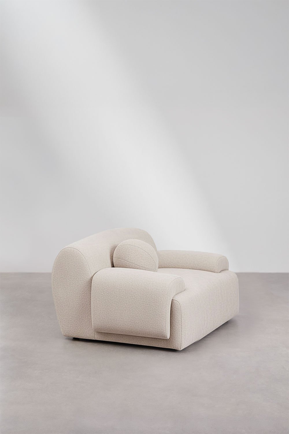 Poltrona estofada Shirina, imagem de galeria 2