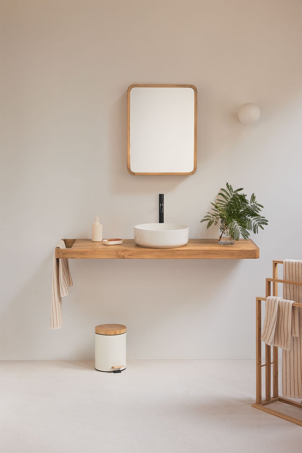 Conjunto de móvel de casa de banho 130x45 cm suspenso em madeira de teca Neill, imagem de galeria 1