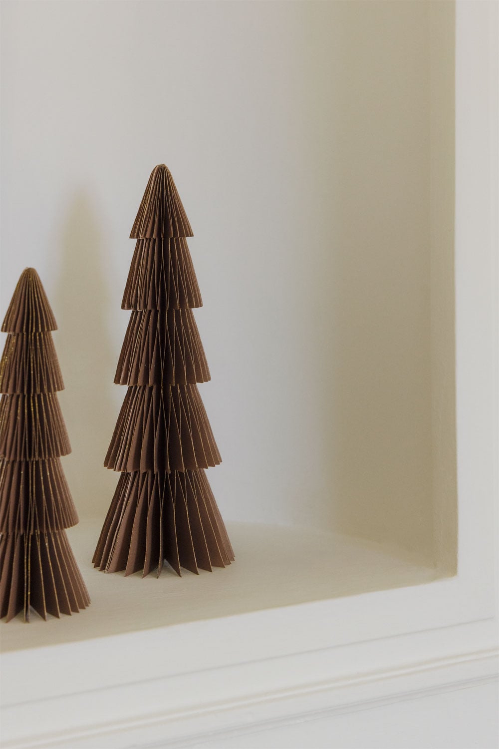 Pack de 2 árvores de Natal 29,5 cm em papel castanho caramelo com brilho Jesper, imagem de galeria 1