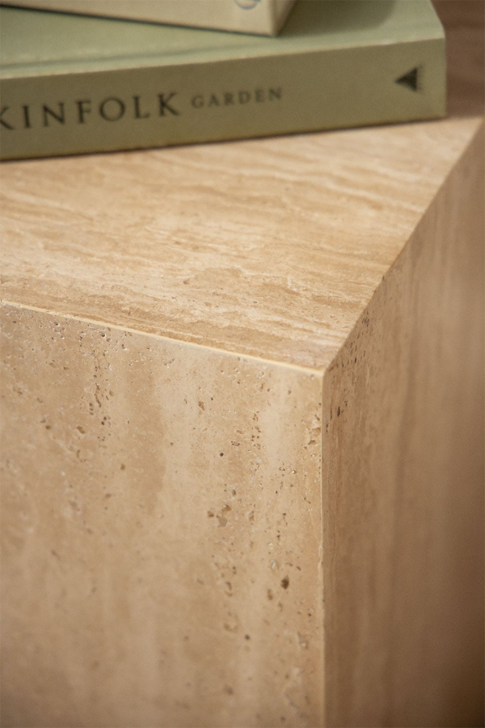 Mesa auxiliar quadrada 35x35 cm em pedra natural Aluret, imagem de galeria 2