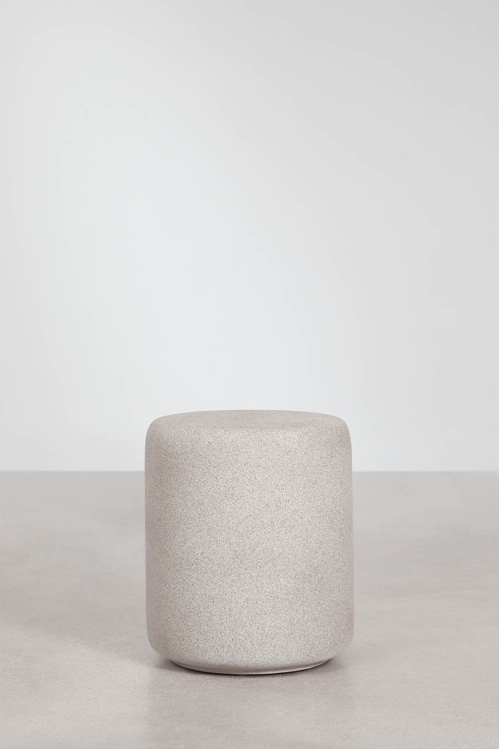 Mesa auxiliar para jardim redonda Ø35 cm em cimento Elyndra, imagem de galeria 1