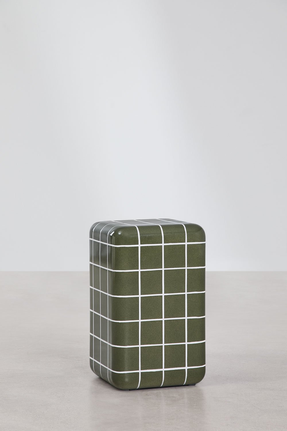 Mesa auxiliar quadrada 30x30 cm em cimento e fibra de vidro Eleonor, imagem de galeria 3