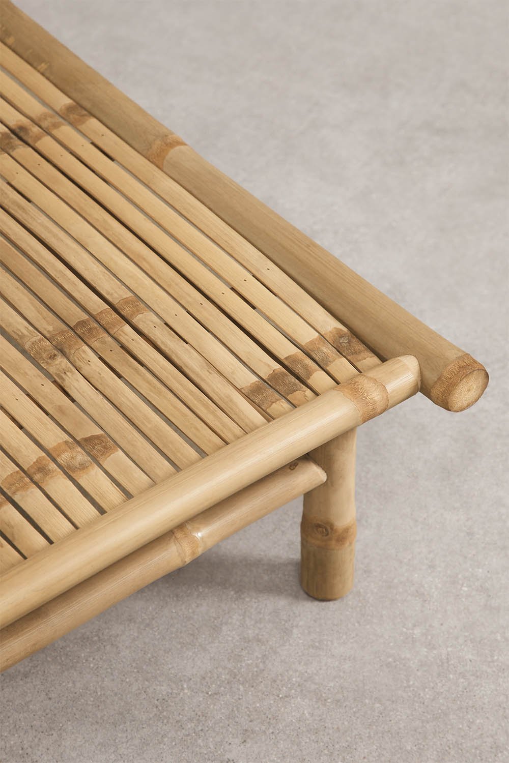 Mesa de centro quadrada de jardim 75x75 cm em bambu Isendra, imagem de galeria 3