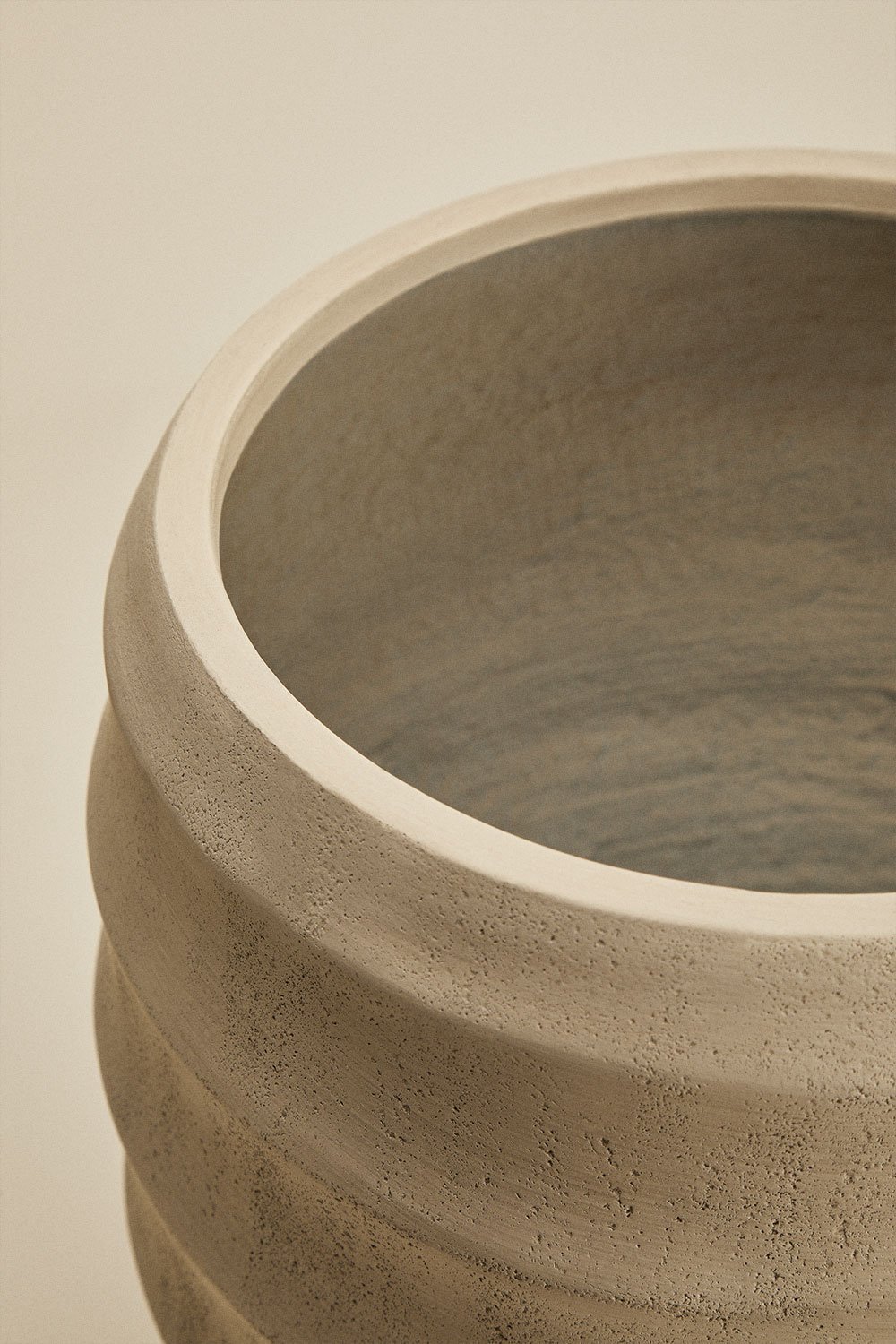 Vaso de cimento Gabe, imagem de galeria 4