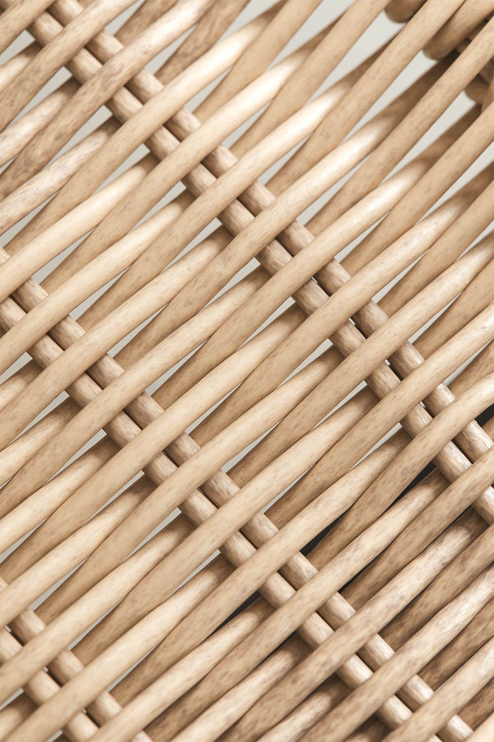 Pack de 2 cadeiras de jantar empilháveis com braços em aço e vime sintético Kalymana, imagem de galeria 6