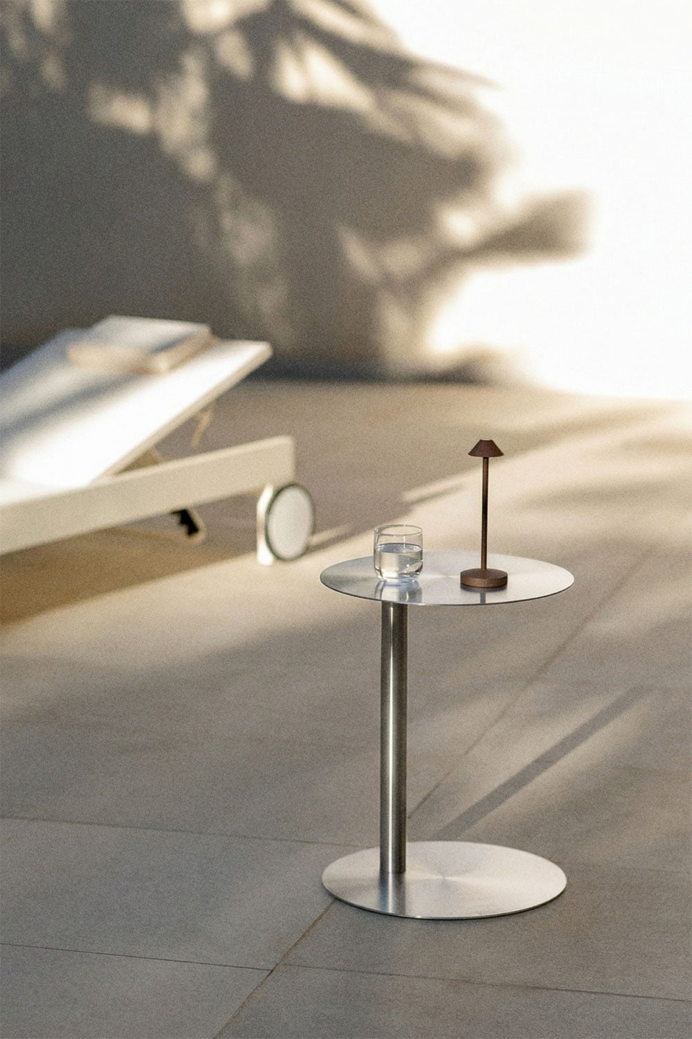 Mesa auxiliar para jardim redonda Ø40 cm em aço Yannik, imagem de galeria 1