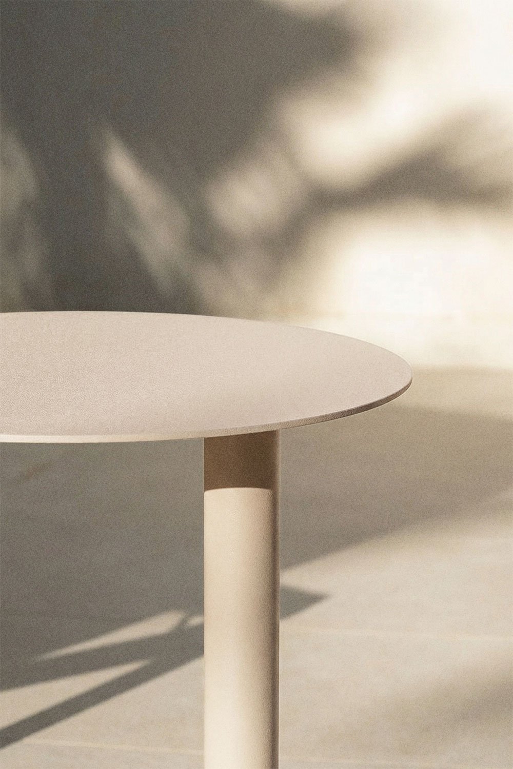 Mesa auxiliar para jardim redonda Ø40 cm em aço inoxidável Yannik, imagem de galeria 2