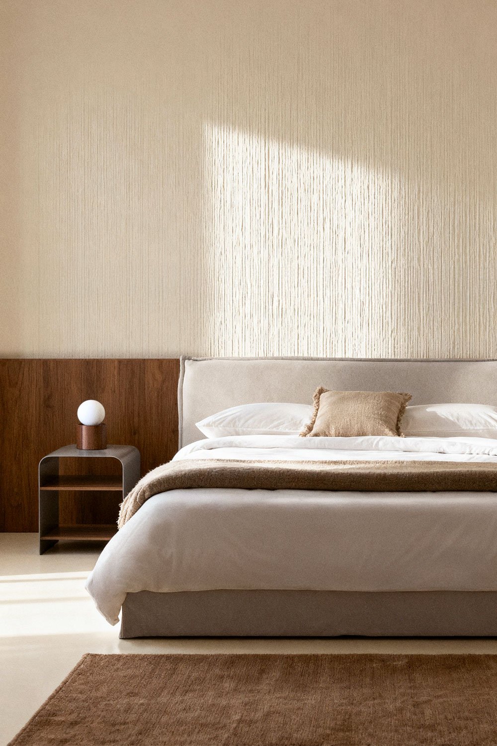 Cama com estrado elevatório estofada Lorea, imagem de galeria 1