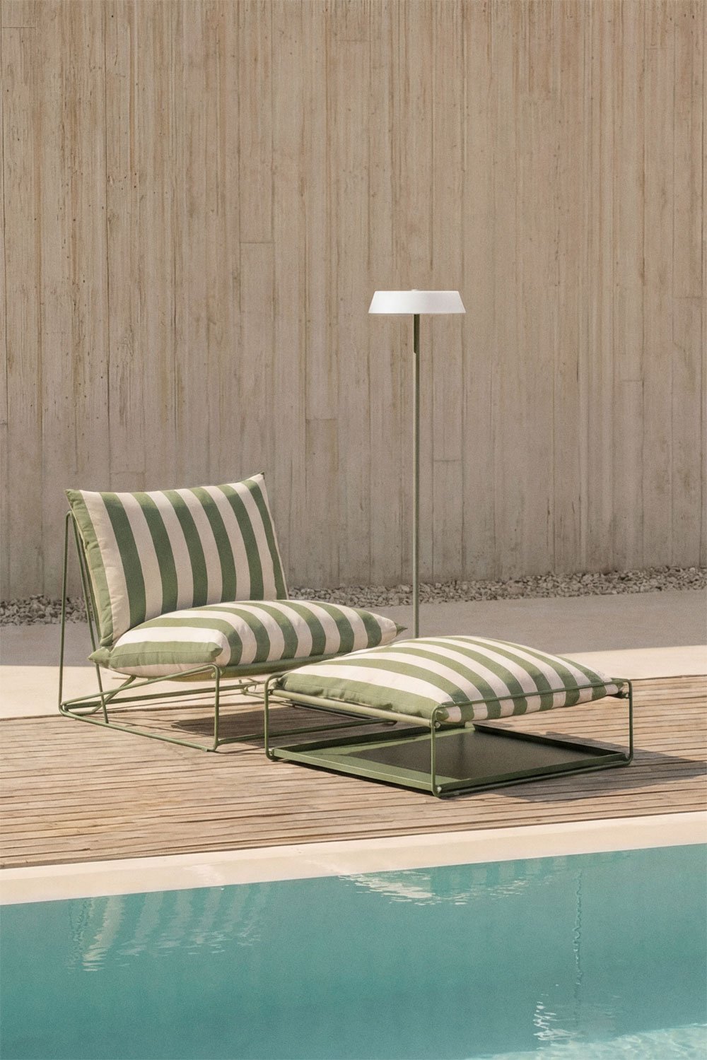 Conjunto de jardim com poltrona e puff conversível Amaro, imagem de galeria 1