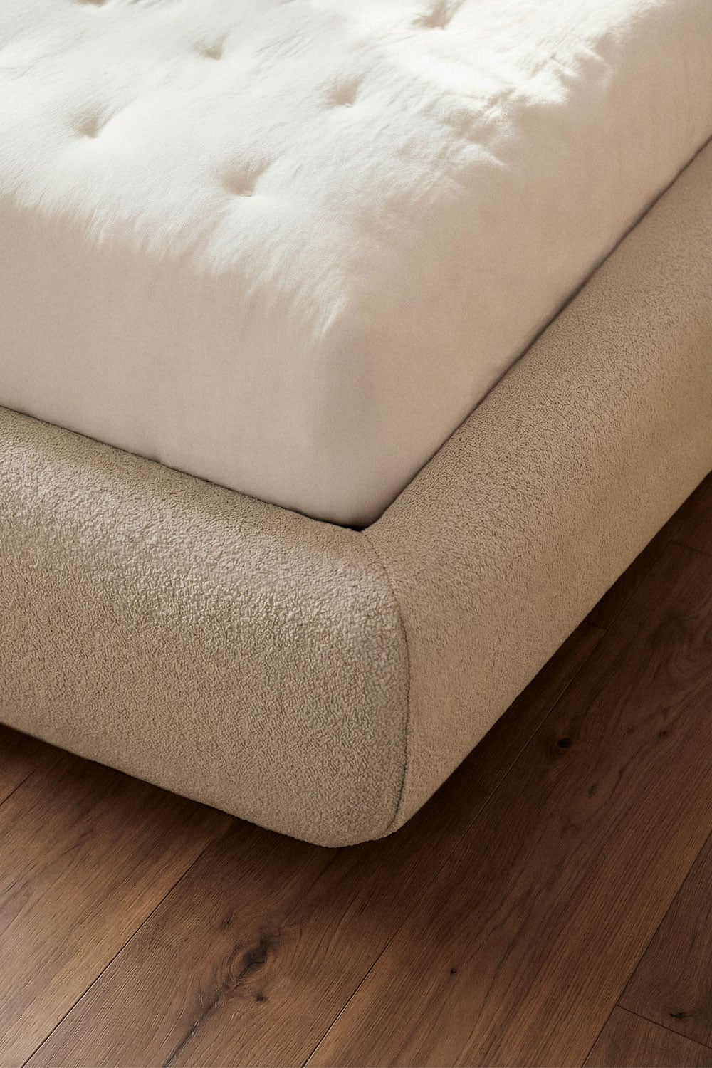 Cama com baú articulado estofada Norena, imagem de galeria 2