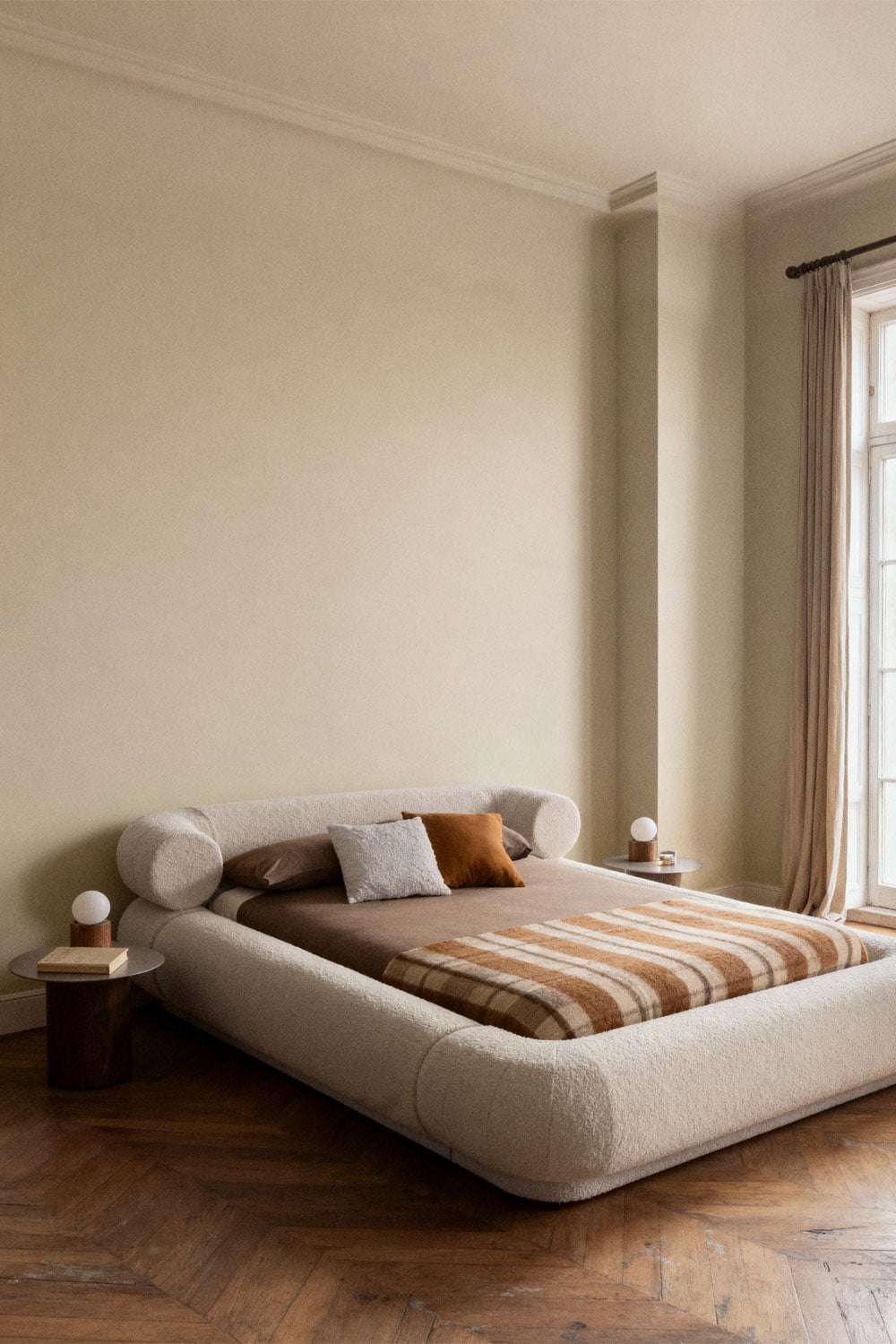 Cama de linho encaracolado Bernaste, imagem de galeria 1