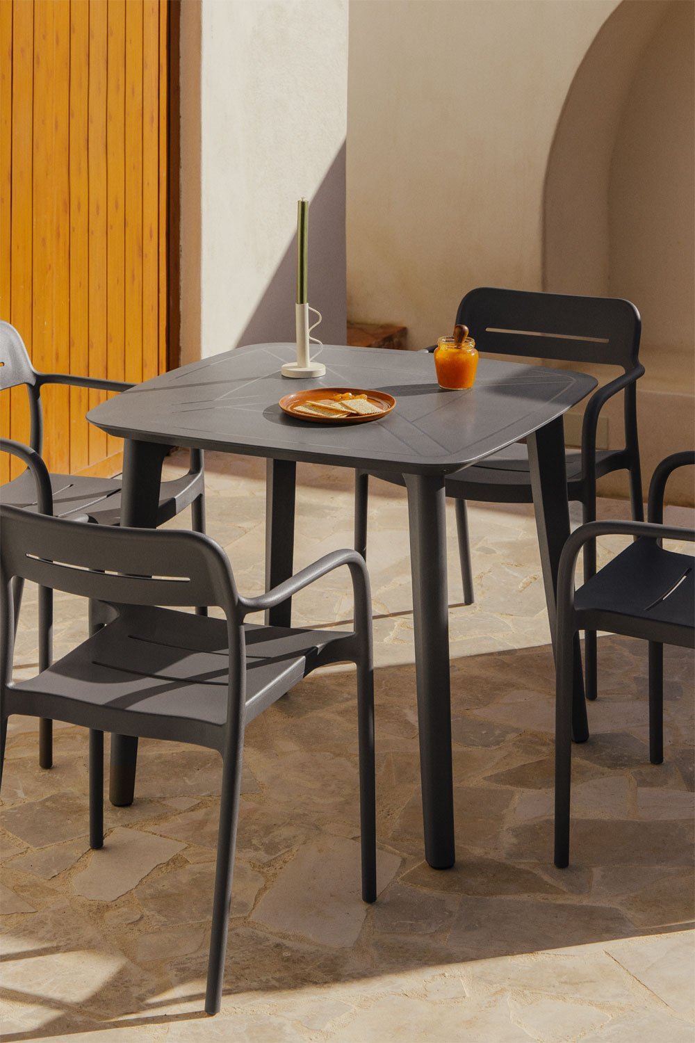 Mesa de jardim quadrada 85x85 cm em polipropileno Scand, imagem de galeria 1