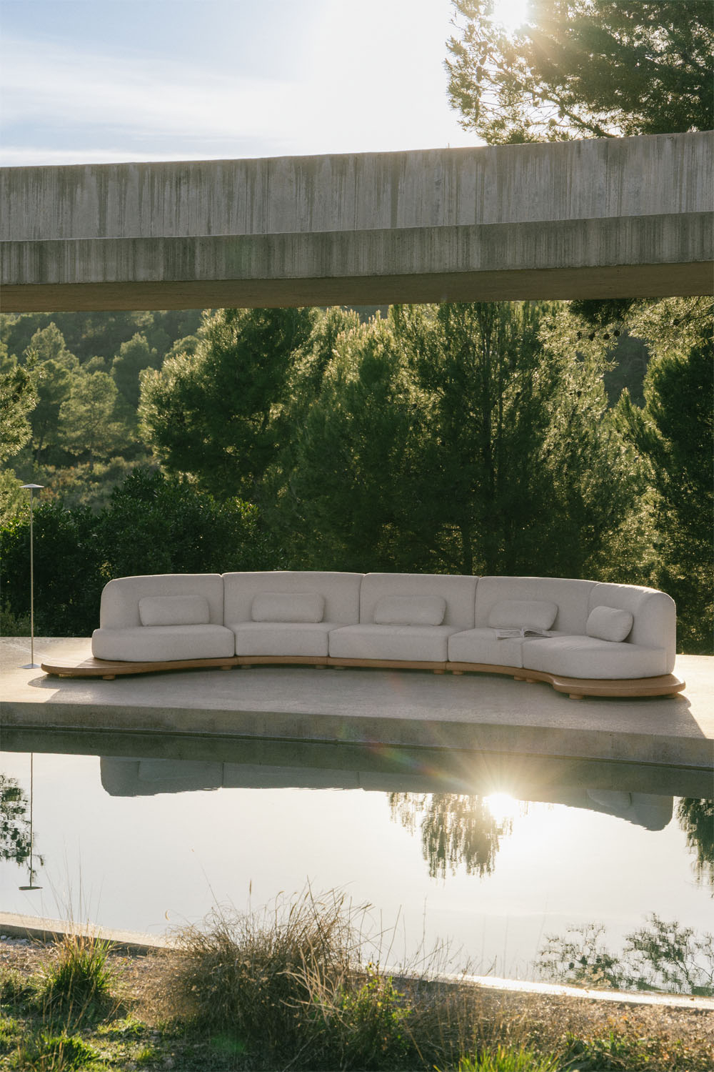 Sofá modular curvo de jardim de 5 peças em madeira de acácia Gerard - SKLUM