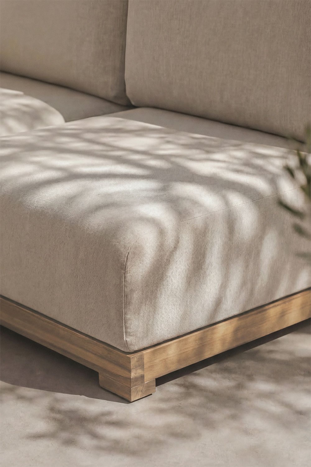 Módulo central para sofá modular de jardim em madeira de acácia Brivori, imagem de galeria 2