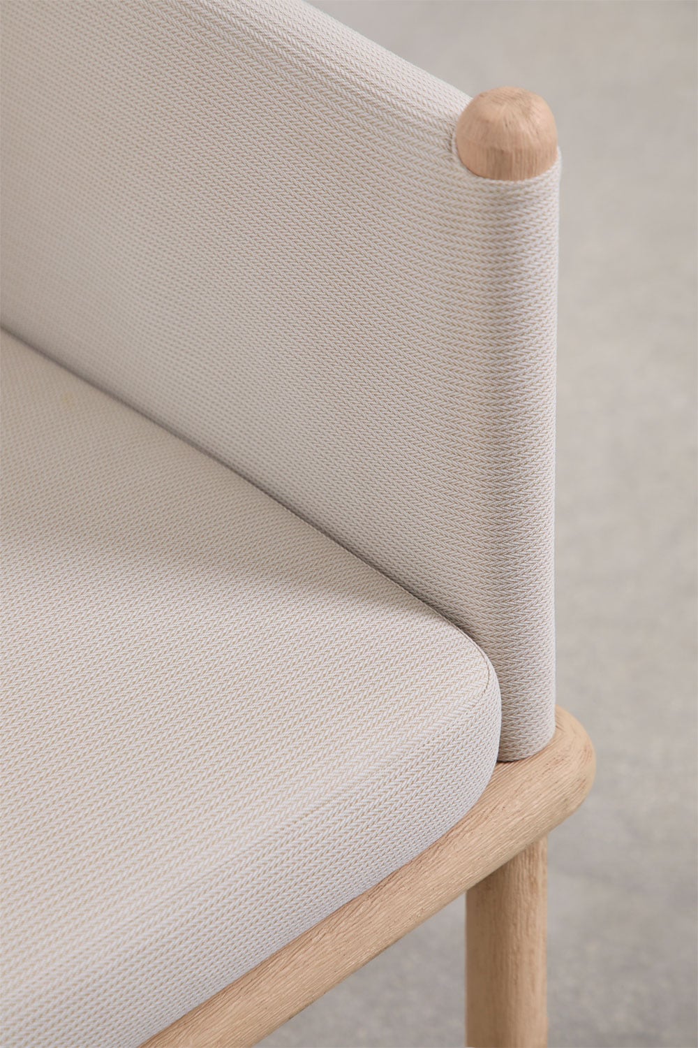 Pack de 2 cadeiras de jantar com braços em madeira de acácia Olivia, imagem de galeria 5