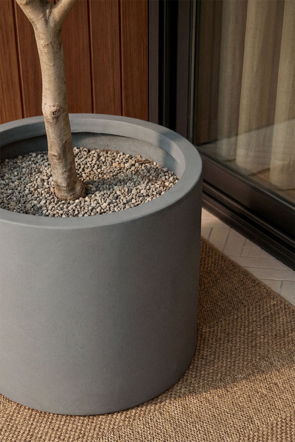 Vaso de flores exterior em cimento Aurevi, imagem de galeria 2