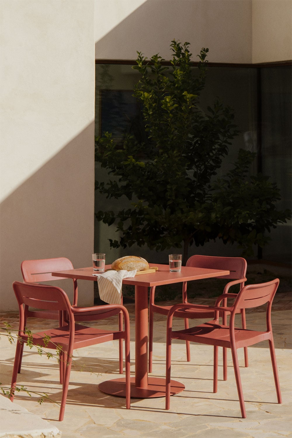 Mesa de jardim quadrada 70x70 cm em ferro Mizzi, imagem de galeria 1