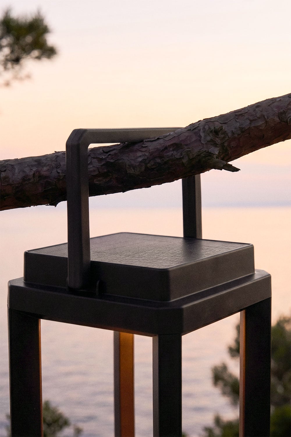 Lâmpada de mesa solar LED sem fios para exterior Nualla, imagem de galeria 2