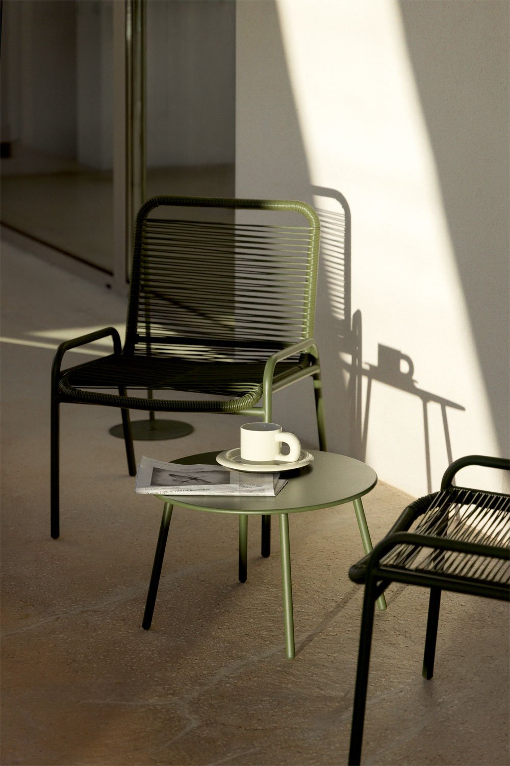 Poltrona de jardim em aço e rattan sintético Kuorin, imagem de galeria 1