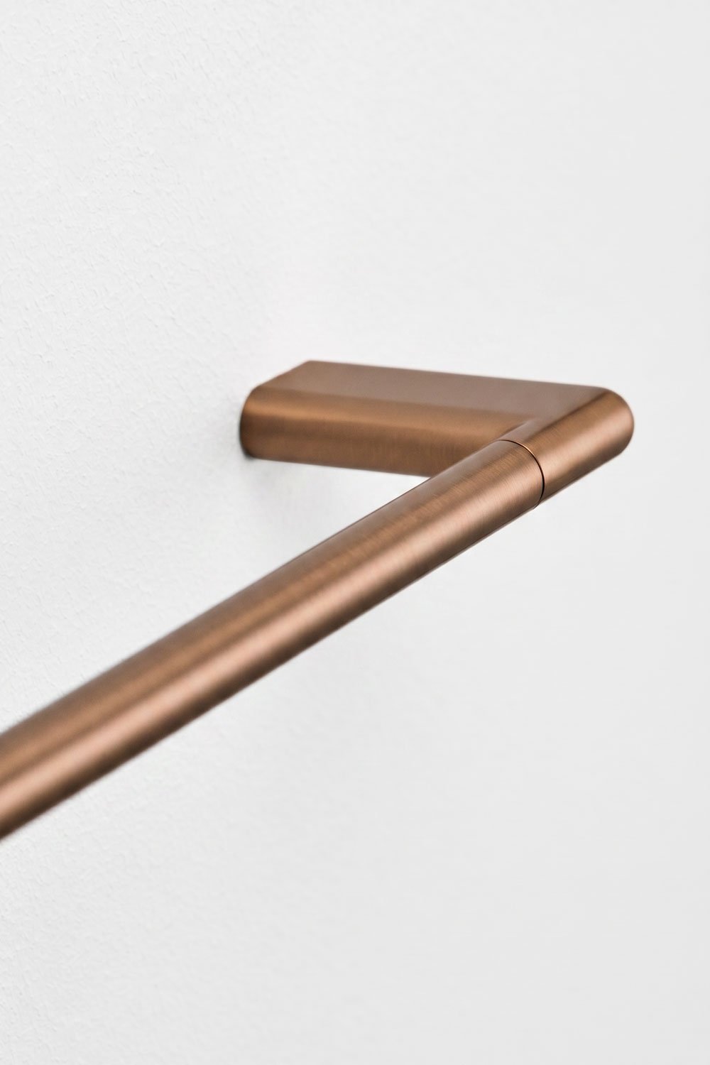 Toalheiro de parede com barra de 60 cm para casa de banho em aço inoxidável ouro rosa escovado Rovent, imagem de galeria 6