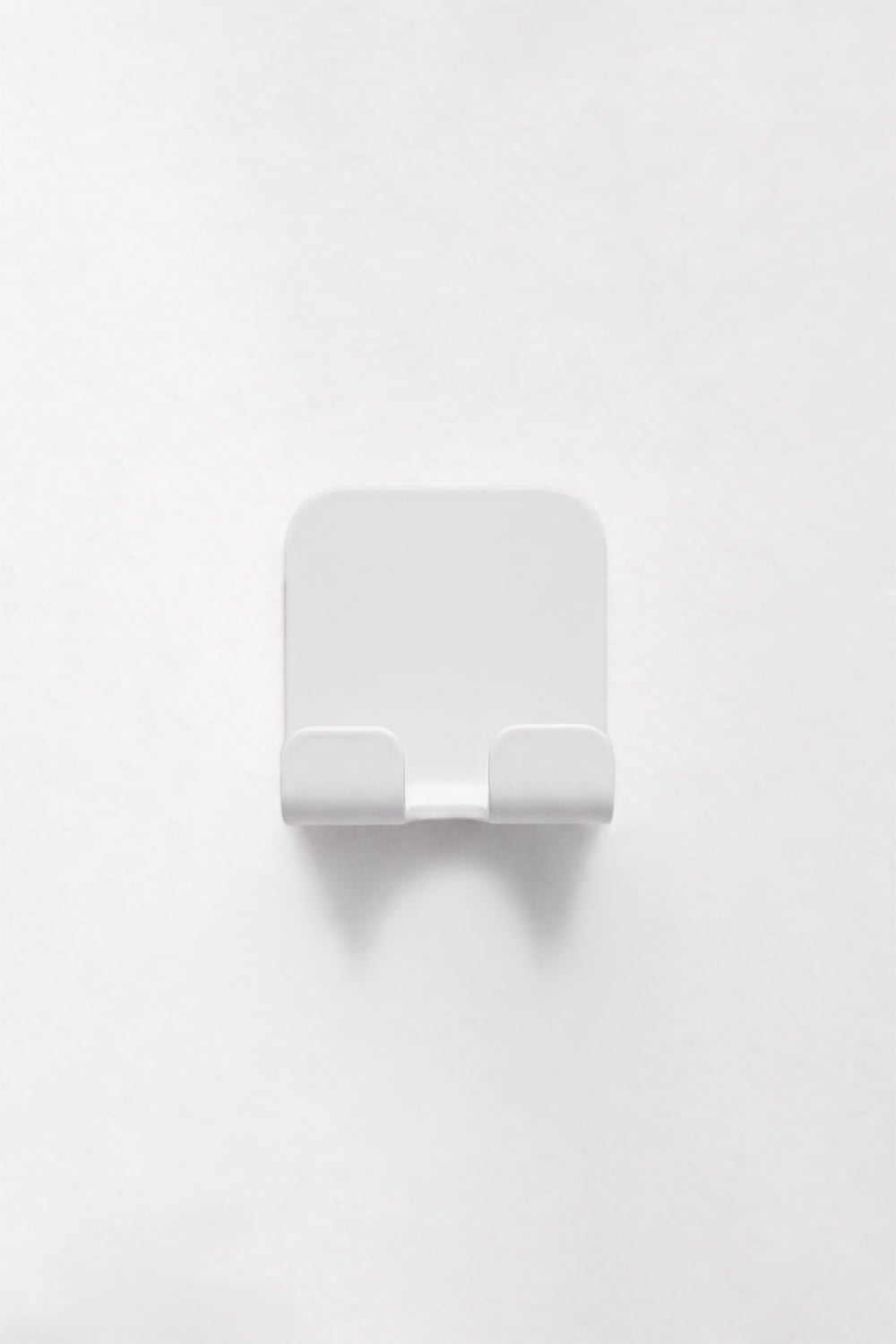 Gancho adesivo para casa de banho em aço inoxidável branco Ondreli, imagem de galeria 3