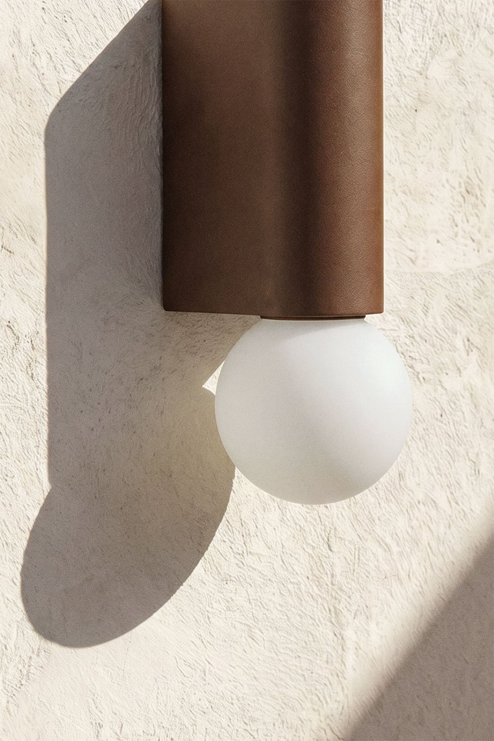 Aplique de parede com 2 bolas de cristal para exterior em alumínio Irvine, imagem de galeria 3