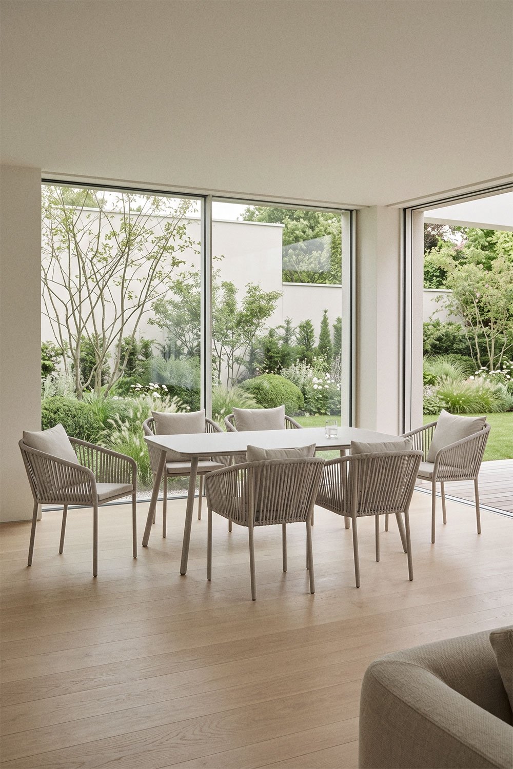 Conjunto de mesa retangular 160x90 cm e 6 cadeiras de jantar em corda trançada Arhiza Classic, imagem de galeria 1