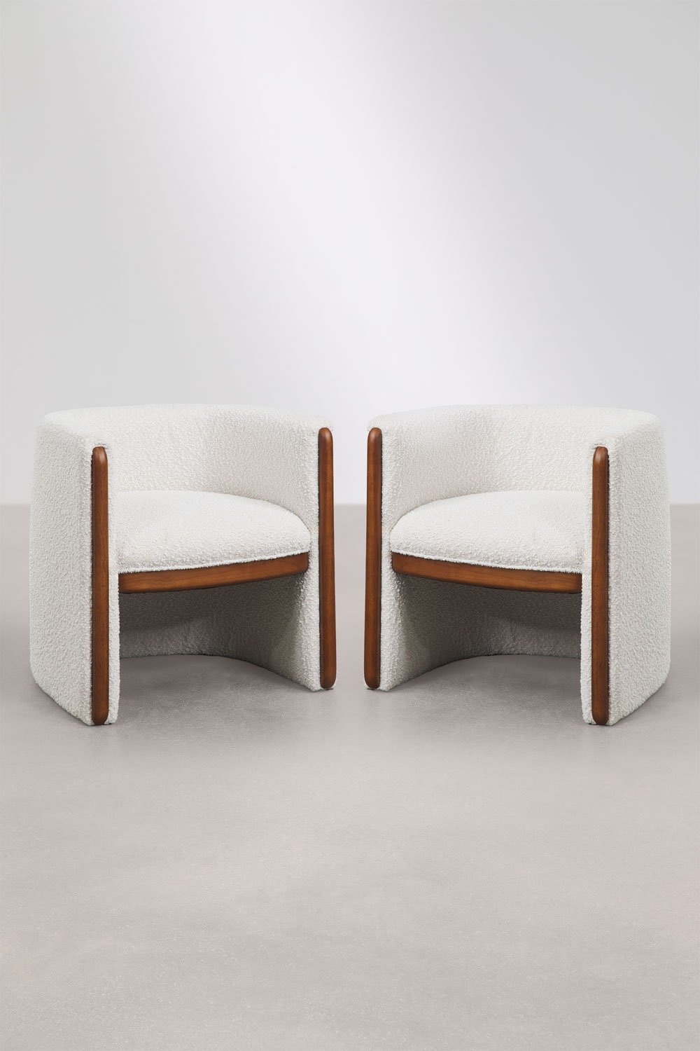 Pack de 2 poltronas com apoios de braços em madeira e tecido bouclé Bekasi, imagem de galeria 3