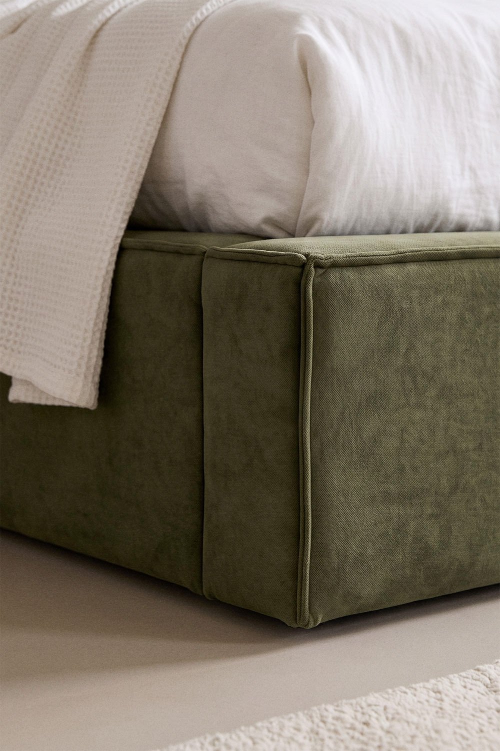 Cama com baú articulado estofada Lunari, imagem de galeria 2