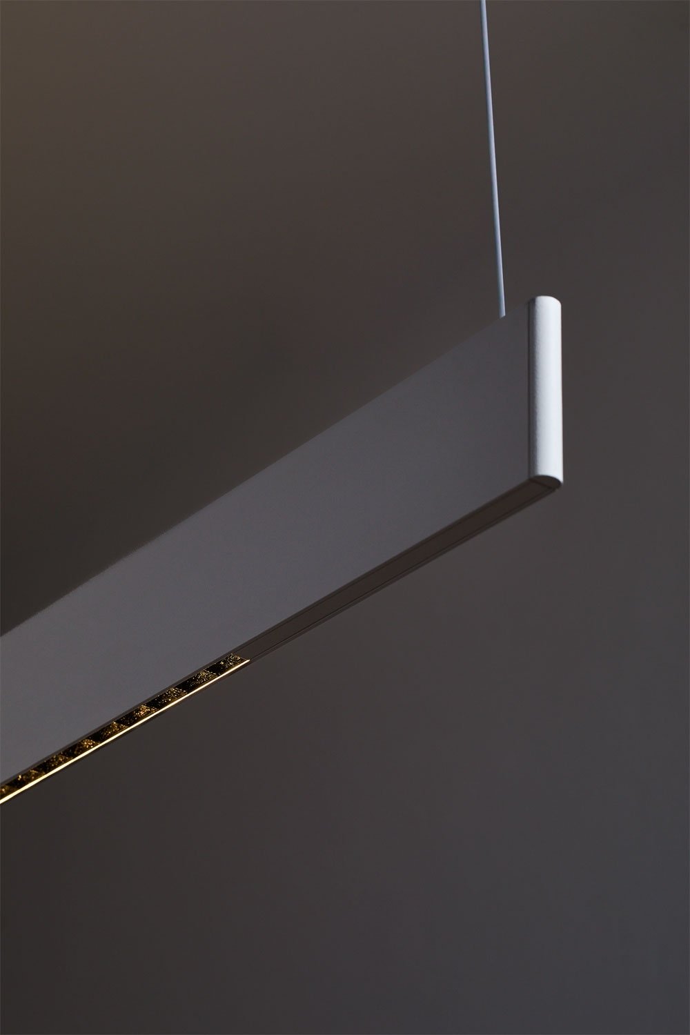 Lâmpada de teto suspensa linear LED 120 cm em alumínio Maulenis, imagem de galeria 6